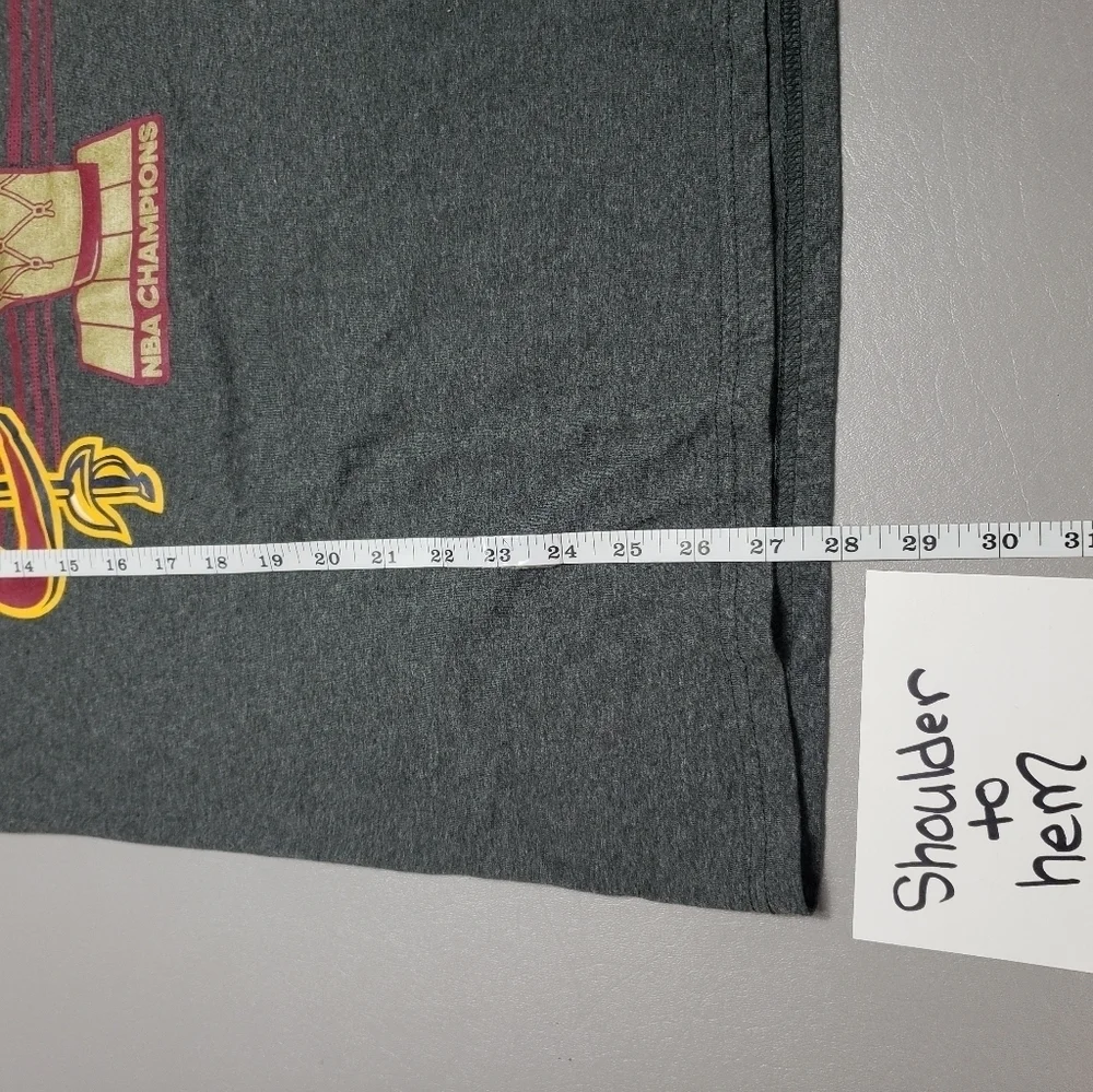 mens Adidas the go to tee Cleveland Cavaliers 2016 short sleeve tshirt M
